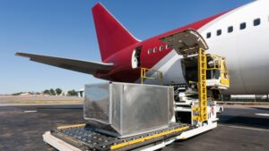 Loading cargo plane